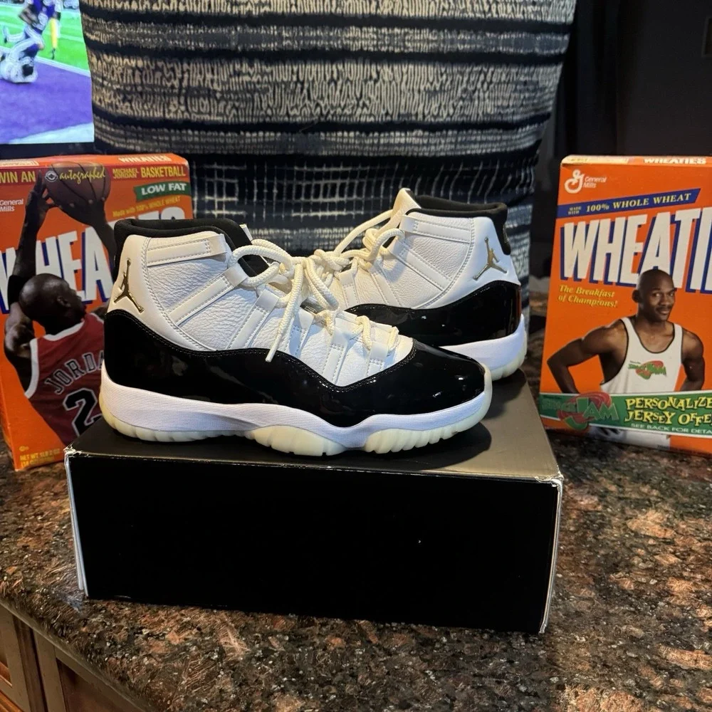 Air Jordan‎ 11 Retro DMP Gratitude (2023)  Size 9 CT8012-170 Never Worn NIB